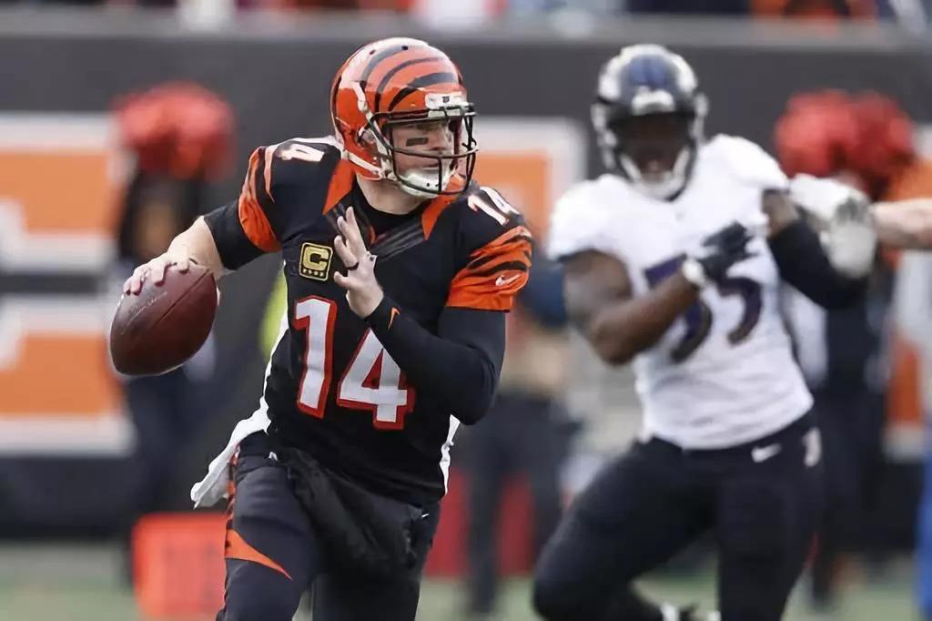 开云体育官方网站-丹麦队完胜法国队，黄鸭组合状态火热