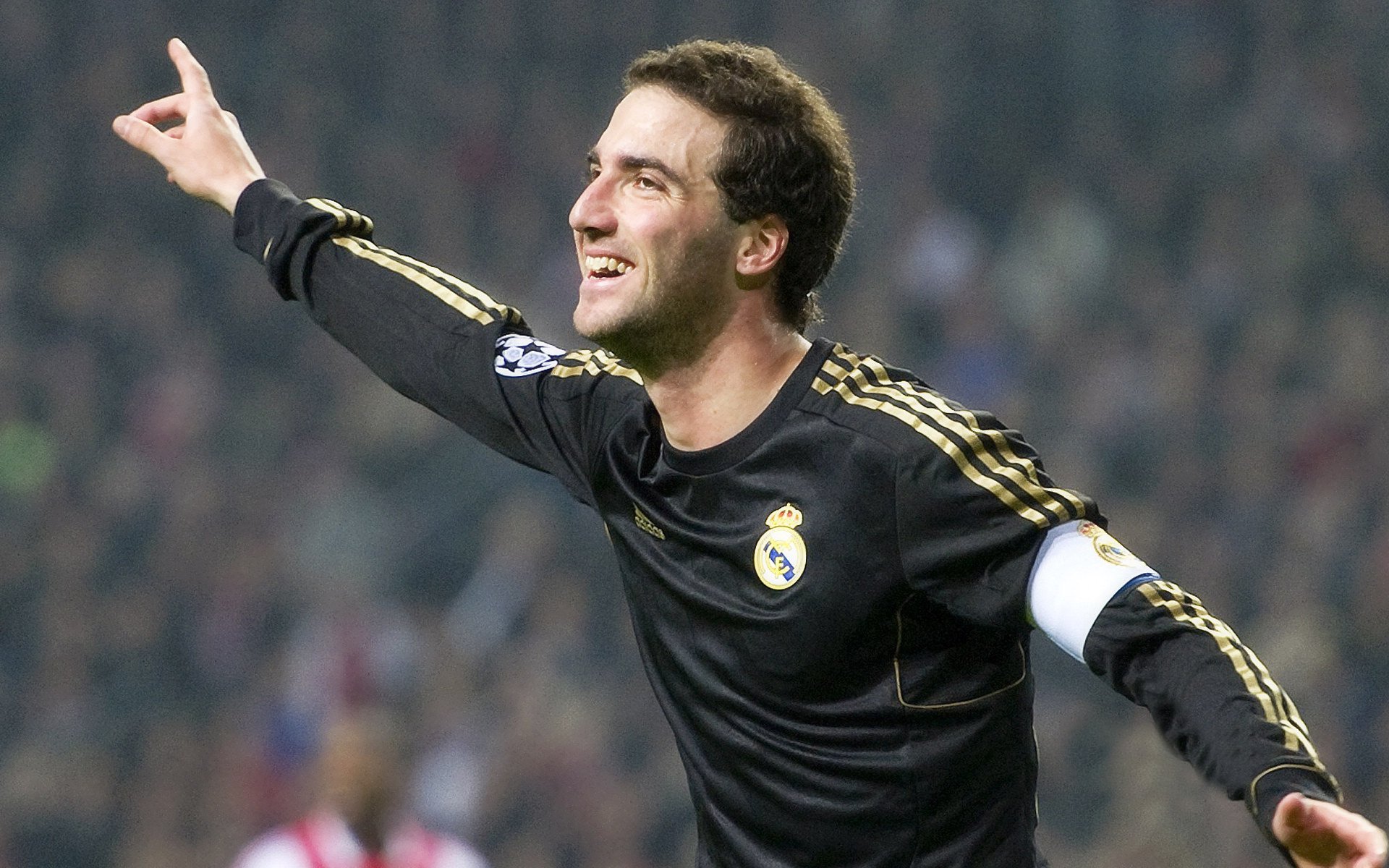 当锡安在欧冠半决赛接管比赛,森林狼已一波带走奇才