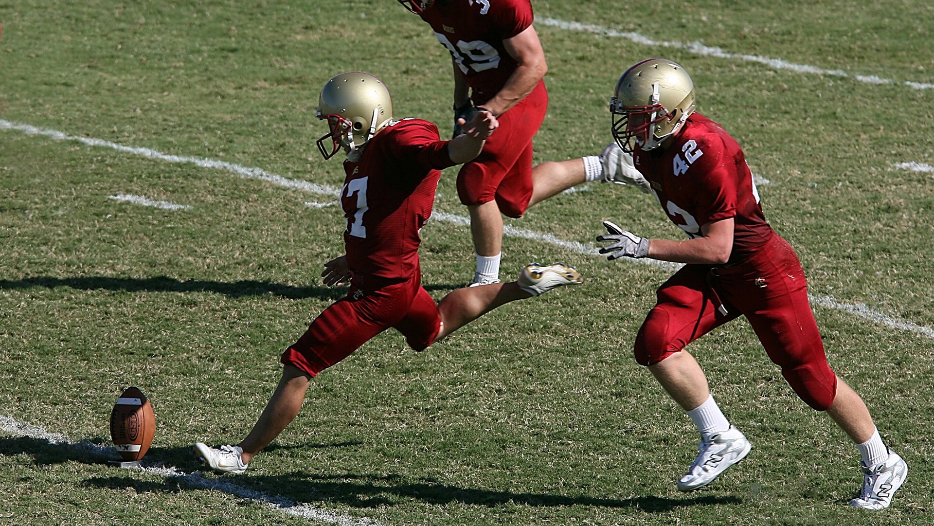 里昂的足球与恩佐的赛道,当击溃成为两种征服的共鸣