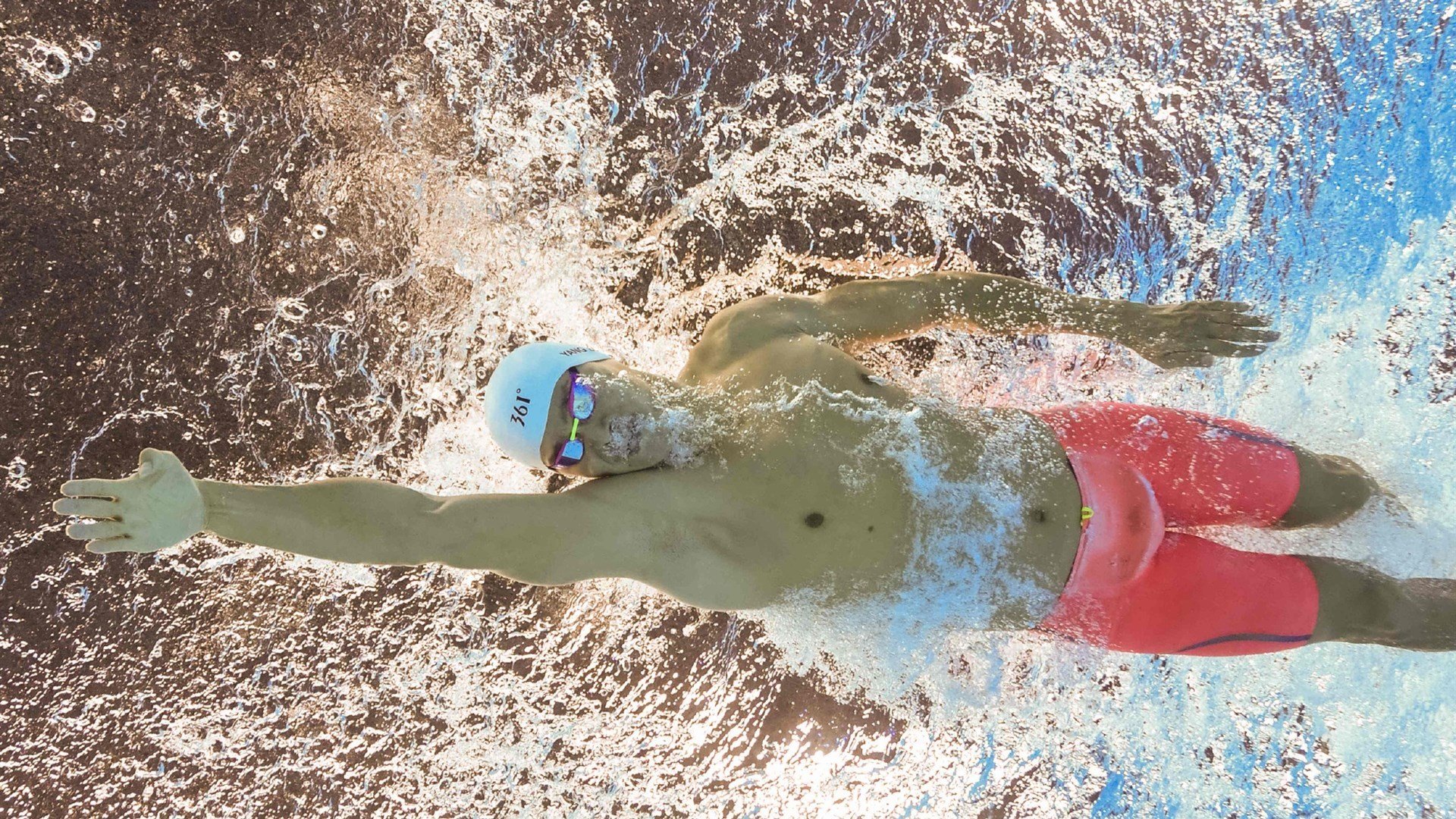 哈利伯顿数据全面爆炸，掘金稳稳拿下马刺，当个人神迹遇上团队铁律